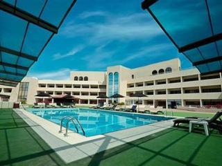 Hotel Golden Tulip Seeb Muscat