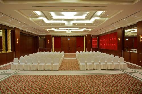 One To One - Concorde Fujairah Hotel