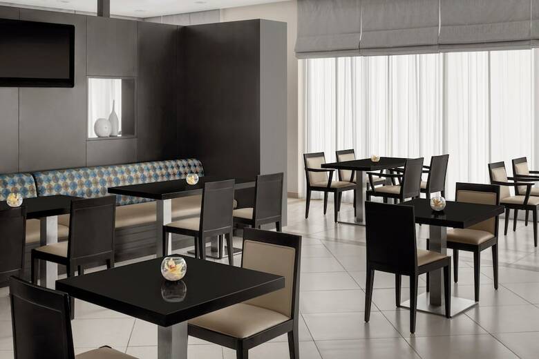Hotel Holiday Inn Express Dubai, Jumeirah