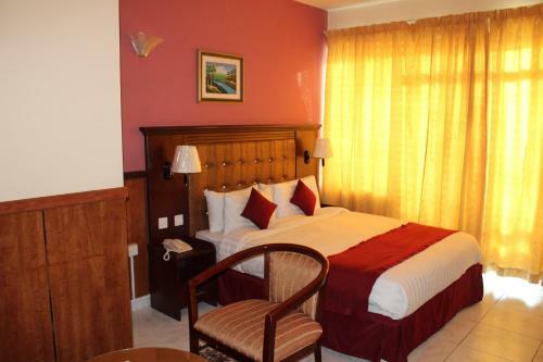 Grand Nova Hotel