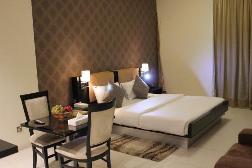 Royal Ascot Hotel Apartment - Kirklees 2