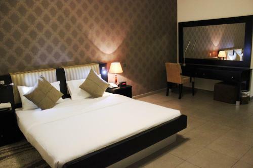 Royal Ascot Hotel Apartment - Kirklees 2