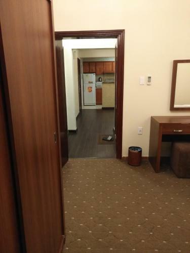 Apartamento Crown Glory Hotel Suites