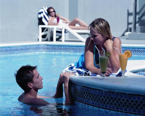 Emirates Concorde Hotel & Apartments