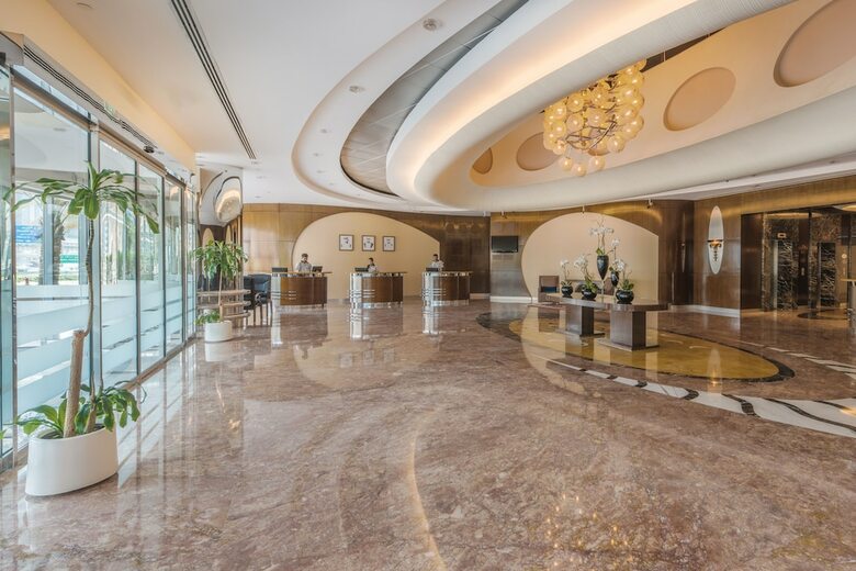 Staybridge Suites Dubai Internet City, An Ihg Hotel