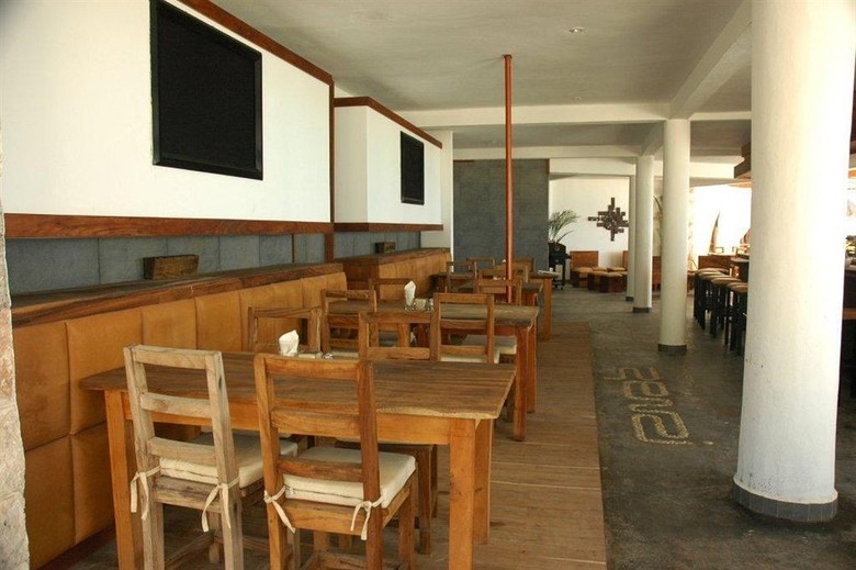 Hotel Corto Maltes