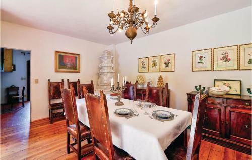 Villa Cicogna