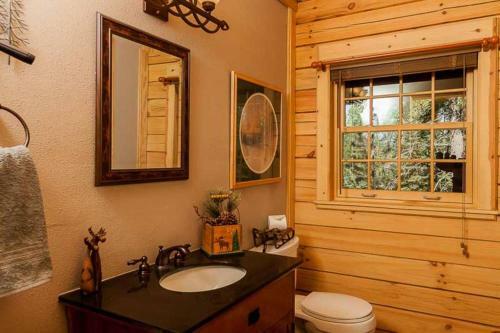 The Tahoe Moose Lodge