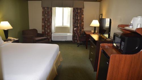 Posada Holiday Inn Express West Palm Beach Metrocentre