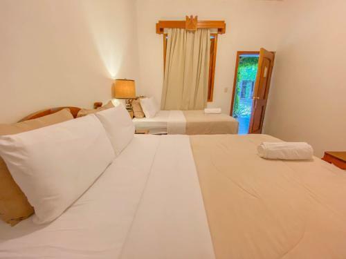 Hotel El Carmen Suites