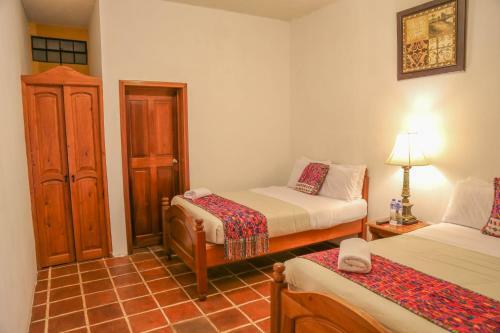 Hotel El Carmen Suites