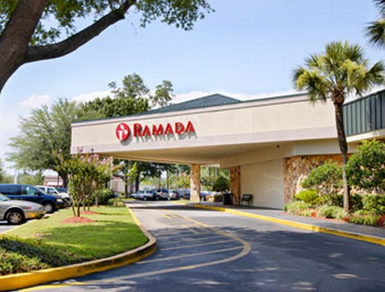 Ramada Jacksonville Hotel And Conference Center