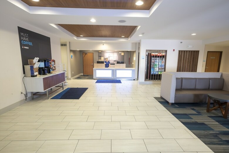Holiday Inn Express Hotel & Suites Iron Mountain