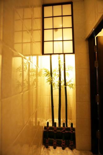 Super Hotel Yangon