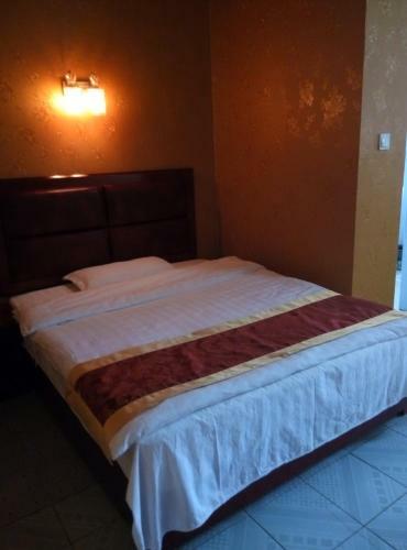 Ruifeng Hotel