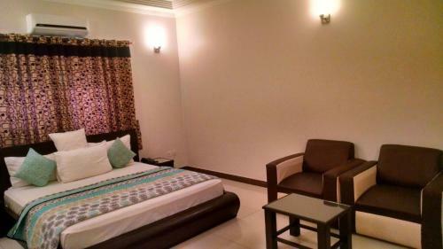 Hostal Elegance Guest House
