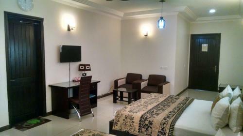 Hostal Elegance Guest House
