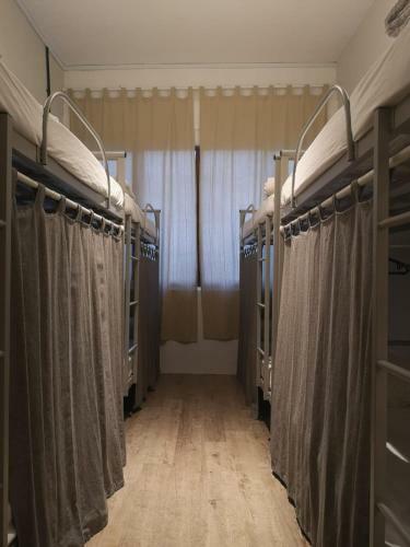 Wow Hostel