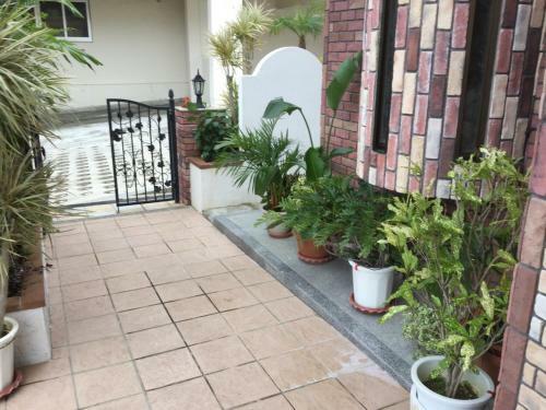 Kakurega Villa Kano