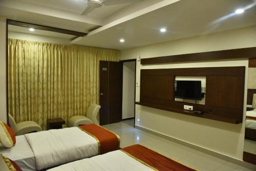 Hotel The Mount City