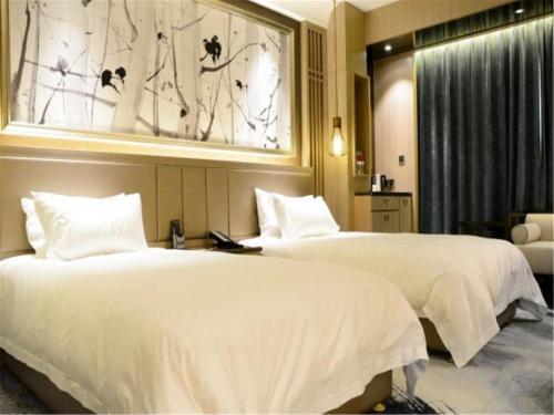 Enjoy Hotel