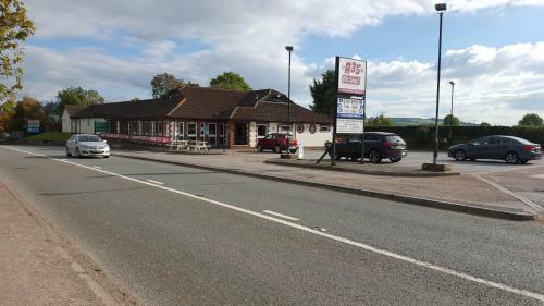 Motel A35 Pit Stop Rooms