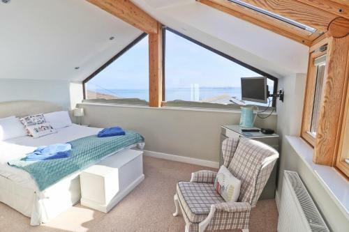 Sea View House