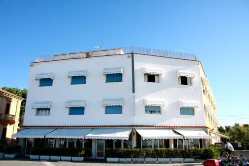 Hotel Excelsior