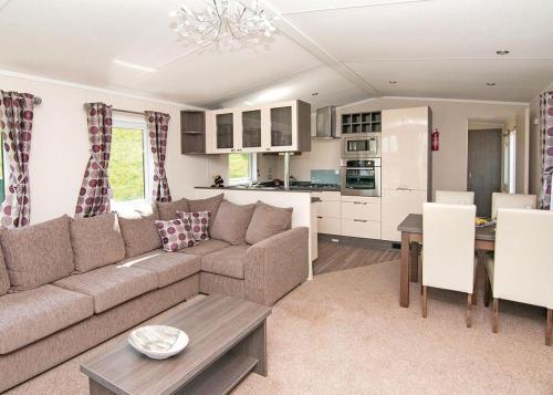 Devon Hills Lodges