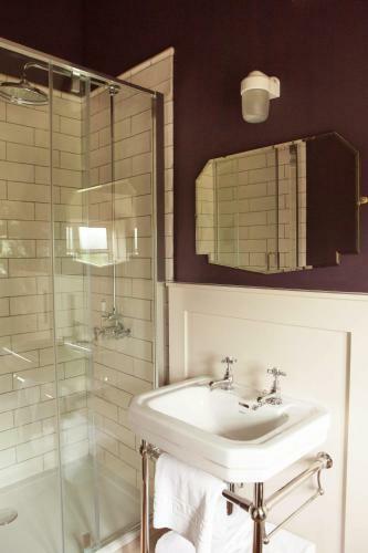Hotel Killingworth Castle Inn