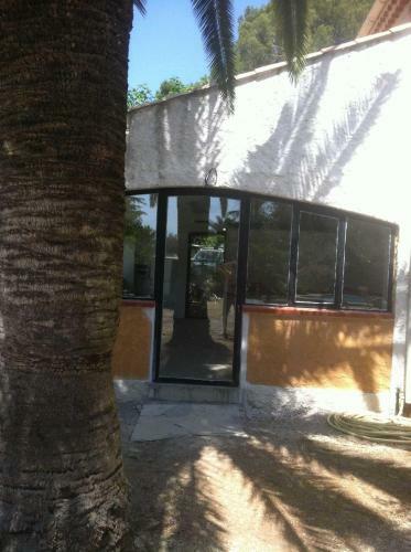Hostal Du Cot� De Chez Soi
