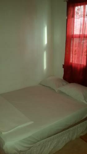 Hostal Julian Guest House