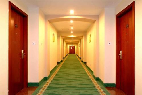 Greentree Inn Beijing Shunyi Xinguozhan Express Hotel