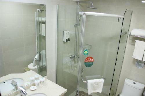 Greentree Inn Shanghai Gongkang Express Hotel