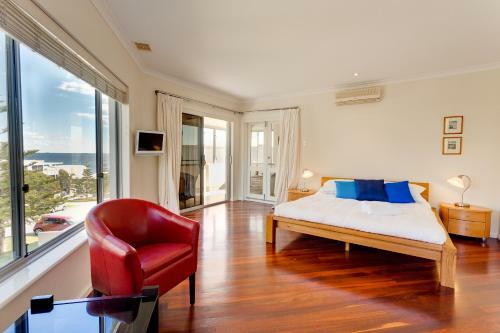Cottesloe Contemporary Villa