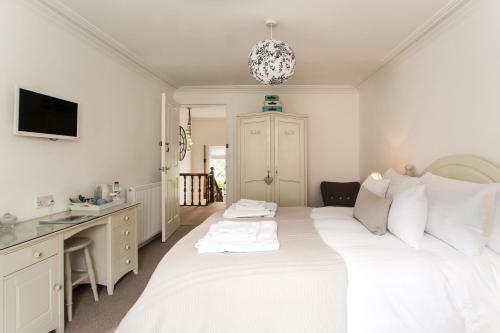 Lahloo Bed And Breakfast