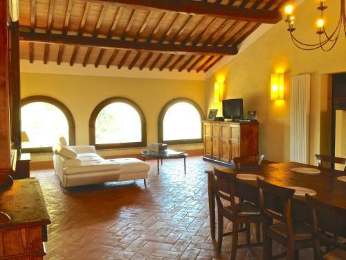 Hotel Cordella In Montalcino Wine Resort