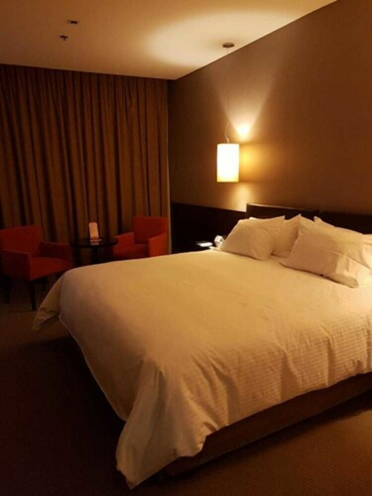 Hotel Y Casino Del R�o General Roca