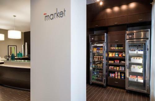 Hotel Residence Inn By Marriott Calgary South