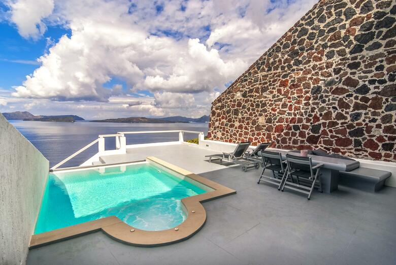 Ambassador Aegean Luxury Hotel And Suites