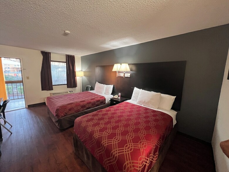 Hotel Econo Lodge Inn & Suites