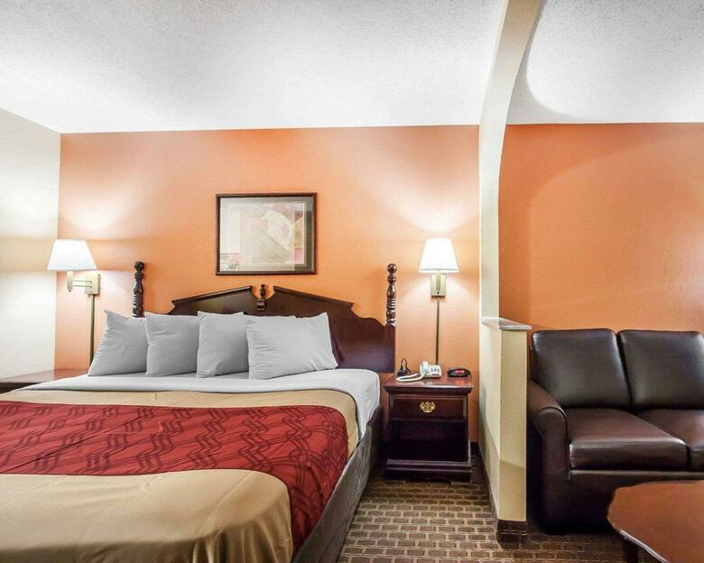 Hotel Econo Lodge Inn & Suites