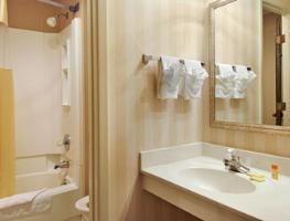 Hotel Days Inn And Suites Northwest Indianapolis