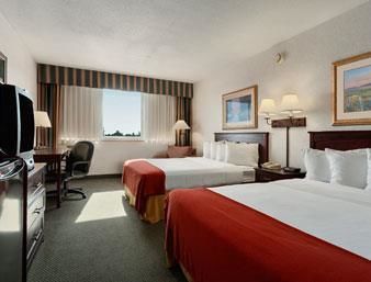 Hotel Baymont Inn And Suites Keokuk