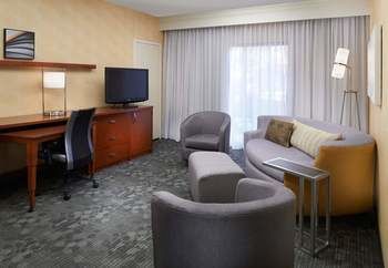 Hotel Courtyard By Marriott Detroit Livonia