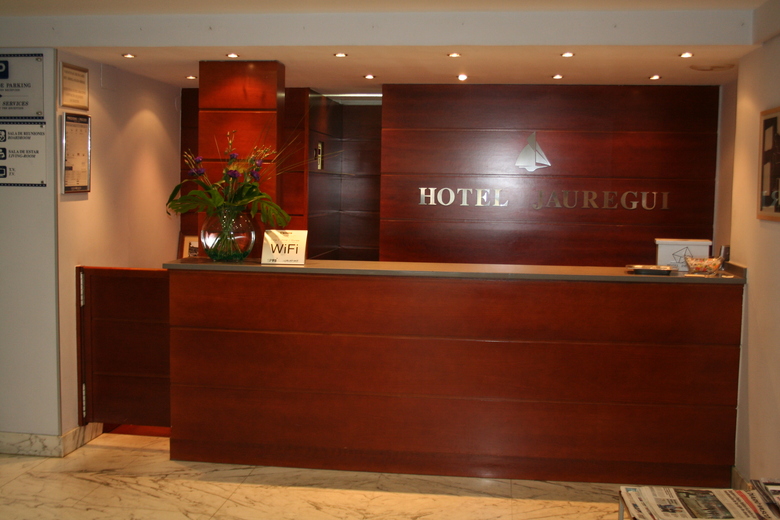 Hotel Jauregui