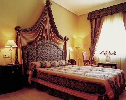 Hotel Del Val