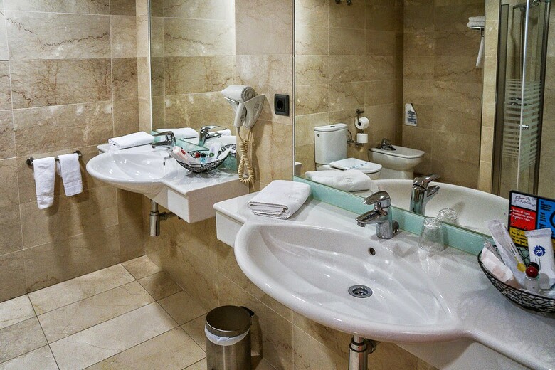 Hotel Sercotel Riscal