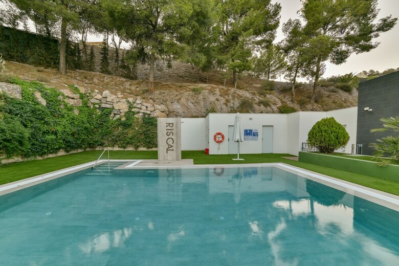 Hotel Sercotel Riscal