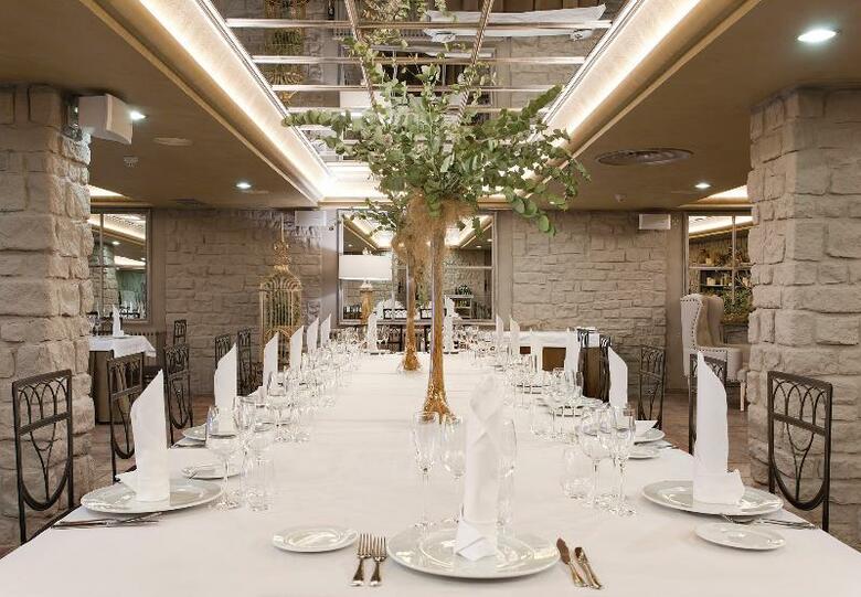 Pamplona El Toro Hotel & Spa